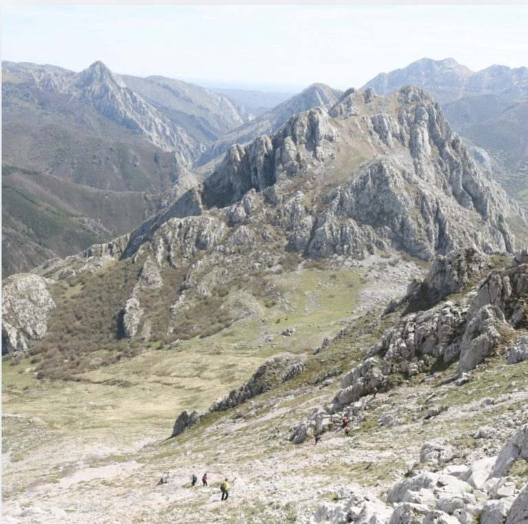 Fin de Semana en Valdelugueros: Pico Bodón, Peñas las Pintas y Pico Valdorria