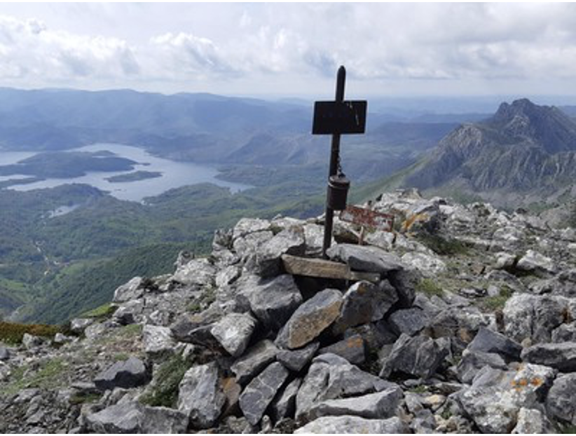 Semana Santa: Pico Mahón, Peña Corada, La Polinosa y la Rapaina